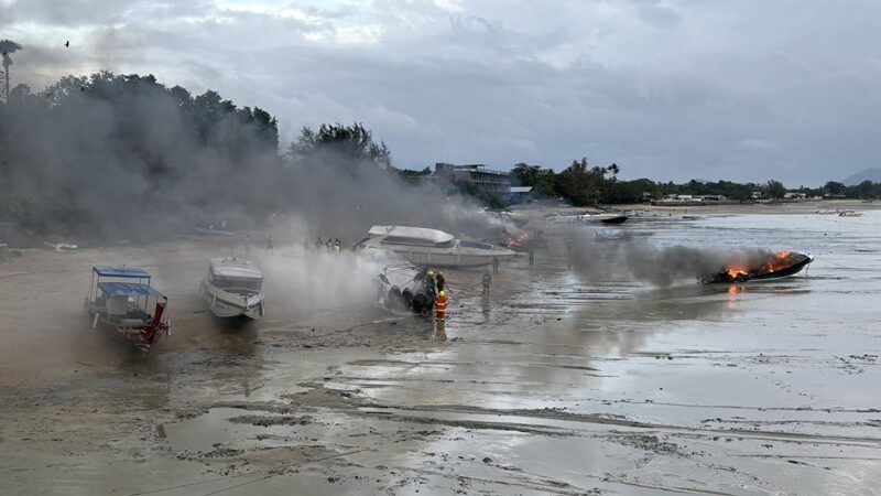 ไฟไหม้เรือสปีดโบ๊ต