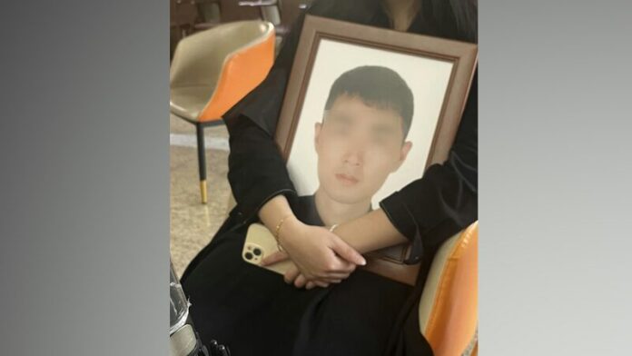 เสียชีวิตกะทันหันระหว่างทำงาน