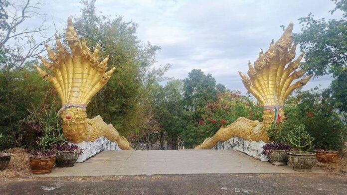 เที่ยววัดวันหยุด