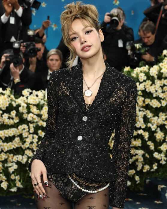 Lisa Blackpink