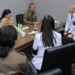 ผบช.น.- รรท.แพทย์ใหญ่ ร่วมตรวจเยี่ยม ตำรวจเจ็บป่วย โครงการ เหลียวหลังแลหน้า