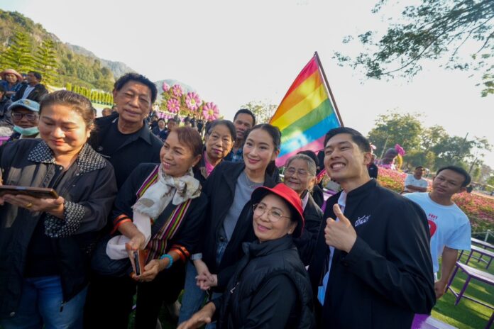 อิ๊งค์ ธนวัช เพื่อไทย
