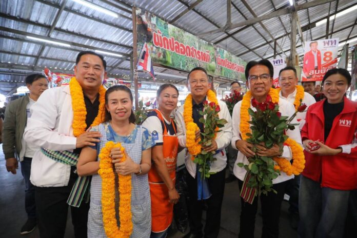 สมศักดิ์ พรรคเพื่อไทย