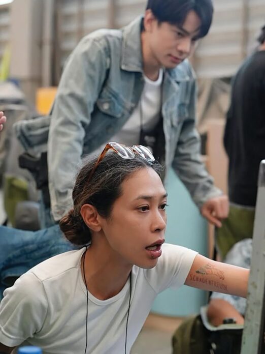 อาทิตย์ใส