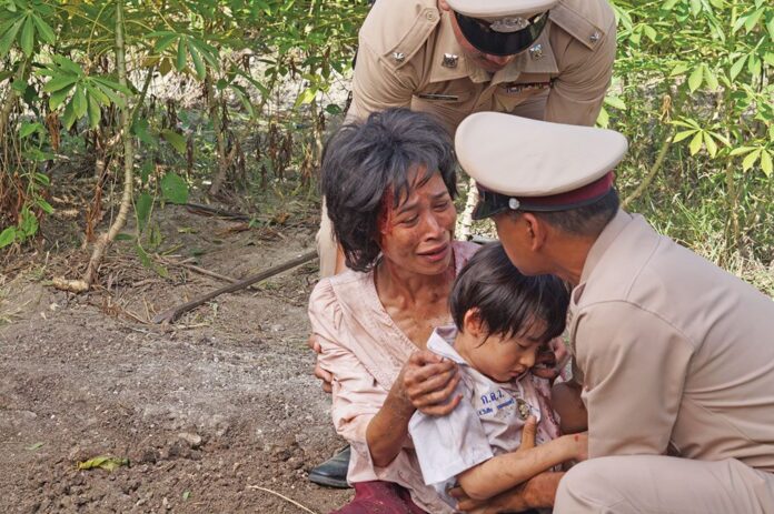 อาทิตย์ใส