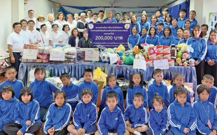 สดจากเยาวชน