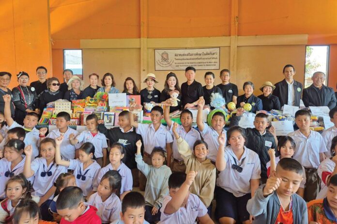 สดจากเยาวชน