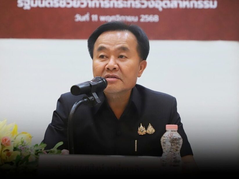 Ministry Official Seizes Over 100,000 Substandard Toys Worth More Than 2 Million Baht