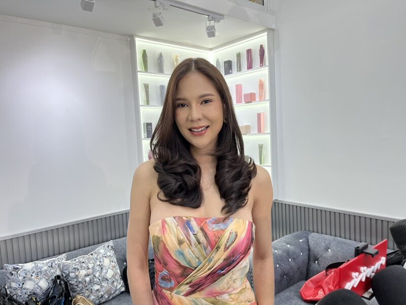 หมิว สิริลภัส พักเบรกงานการเมือง