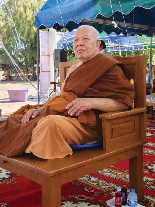 ข่าวสดพระเครื่อง - เหรียญเหนือชะตาฯ‘หลวงปู่ขำ’ สมทบสร้างอุโบสถวัดหนองแดง