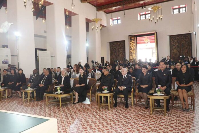 ข่าวสดพระเครื่อง - กรมศิลปากรรับมอบคืนจากสหรัฐ ประติมากรรมสำริดกลุ่มประโคนชัย