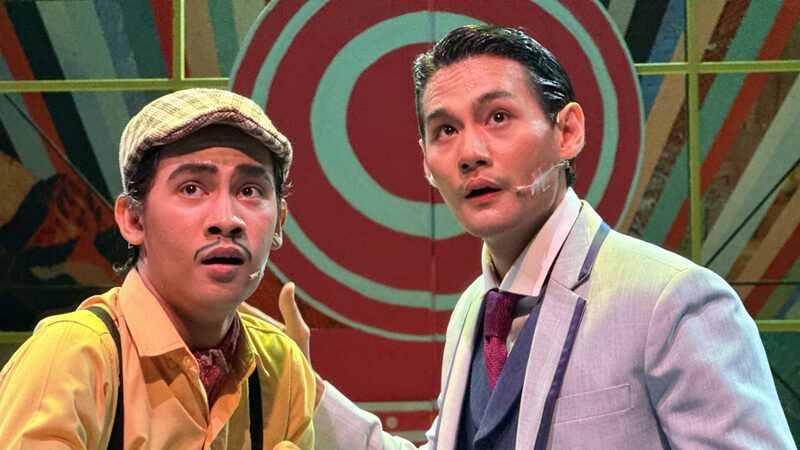 ละครอักษรฯ