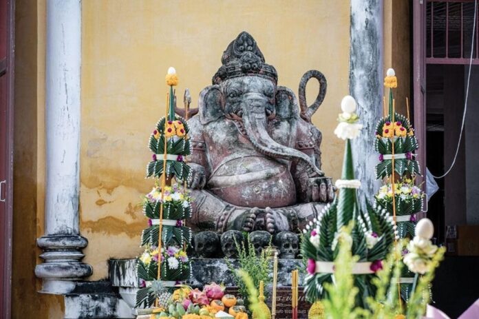 เที่ยววัดวันหยุด - เปิดศักราชใหม่ 2569 ทำบุญไหว้พระกรุงเก่า