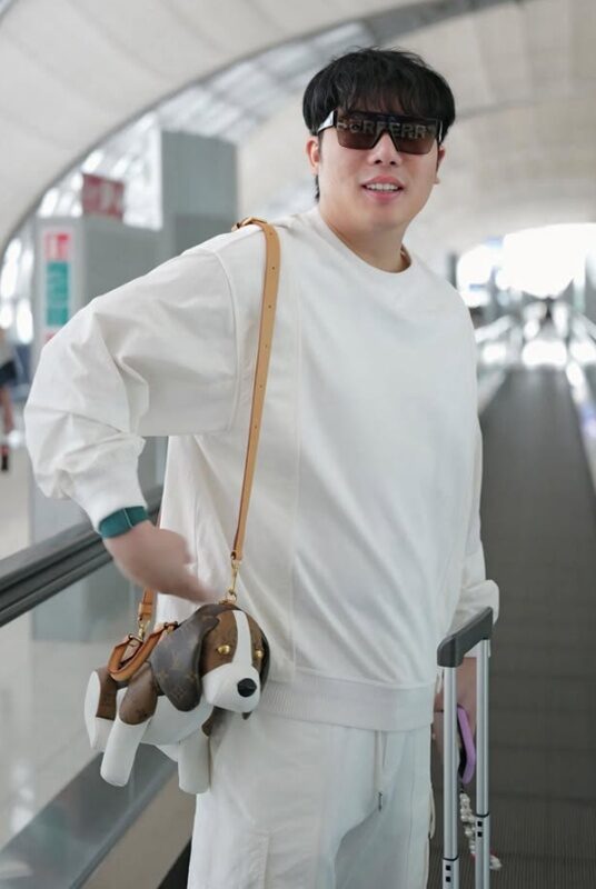 แทนไท ณรงค์กูล ประธานเจ้าหน้าที่บริหารบริษัทแห่งหนึ่ง