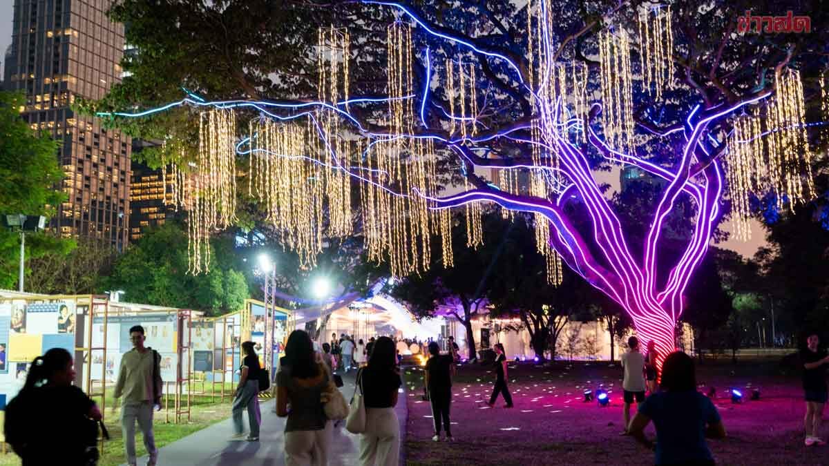 Lumpini Park Illuminated! TAT Hosts "The Night by Amazing Thailand" Art Event Under Royal Patronage