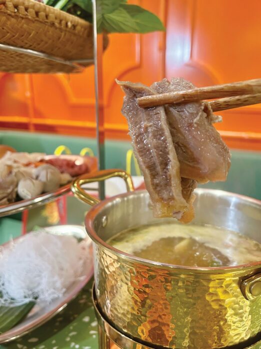 สเลญวน ร้านอีสาน-เวียดนามรสแซ่บ หอมน้ำปลาร้าข้นนัวคั่กๆ 