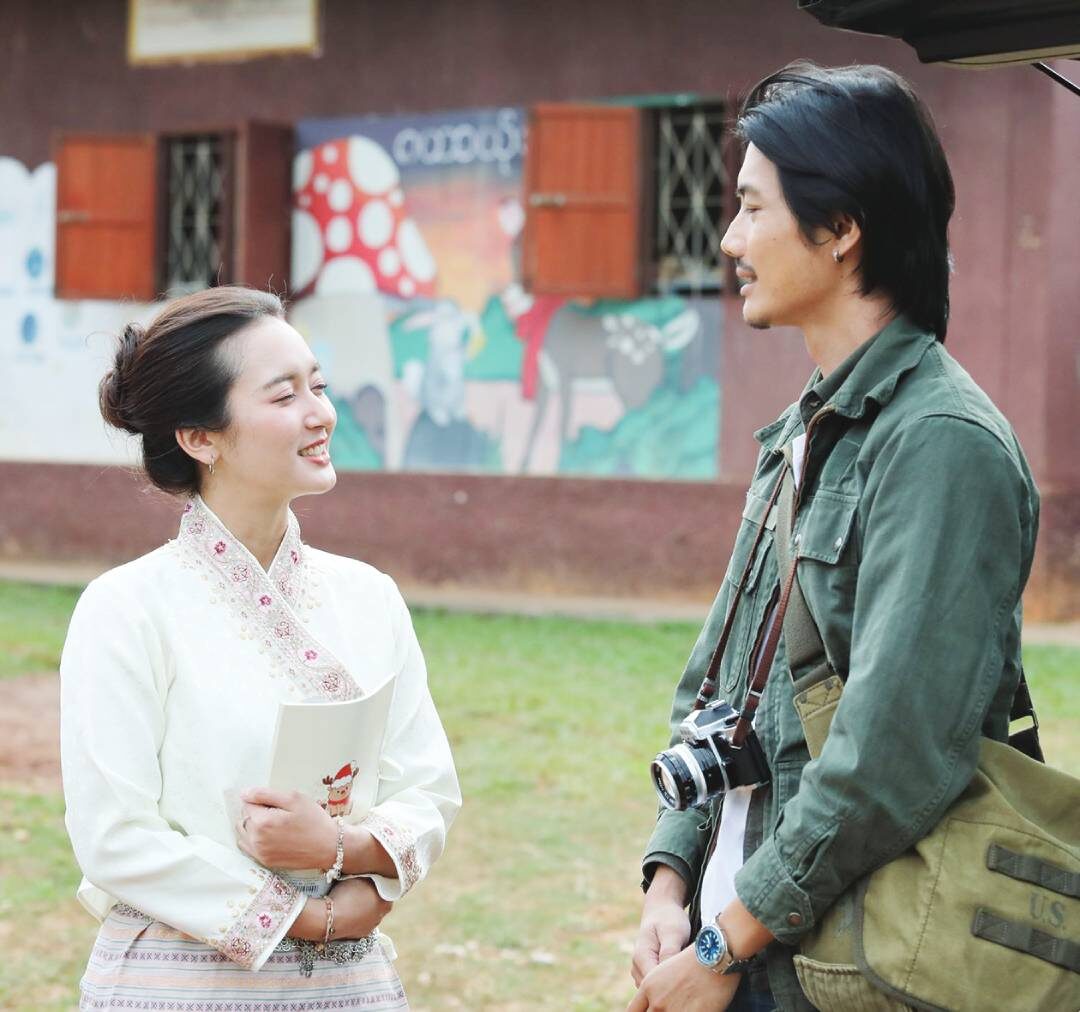 จับกระแสลูกทุ่ง