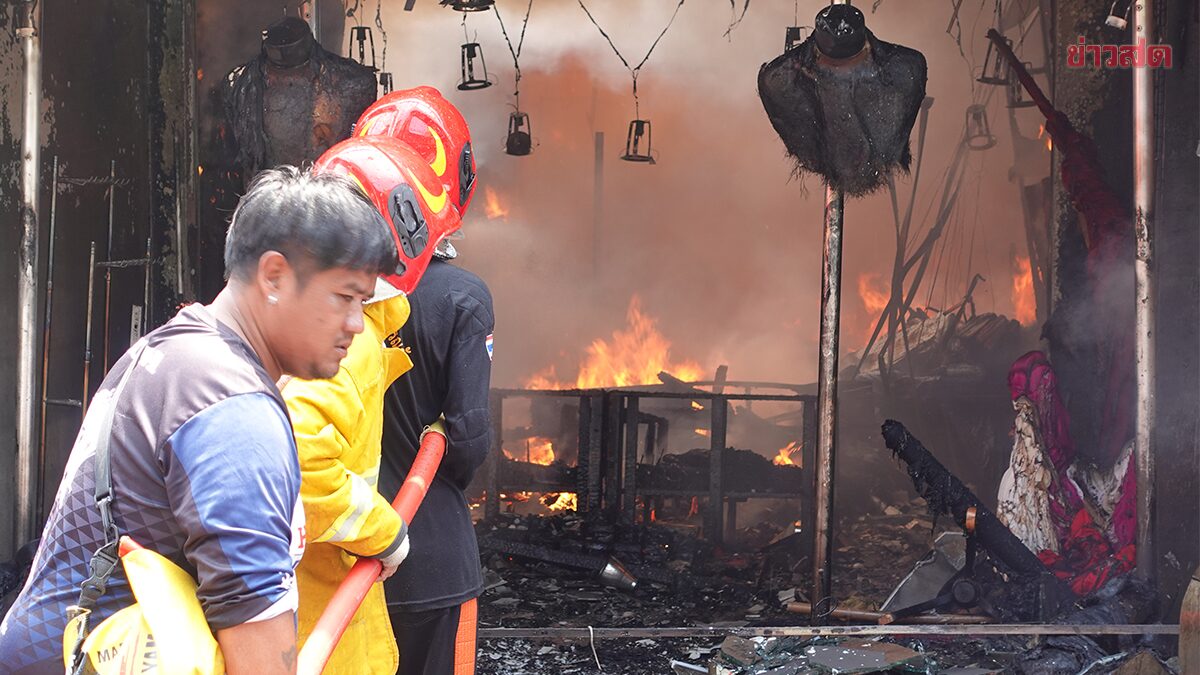 Samui Shocked! Fire Devastates Famous Tourist Destination, Burning Down 3 Stores in Rapid Succession