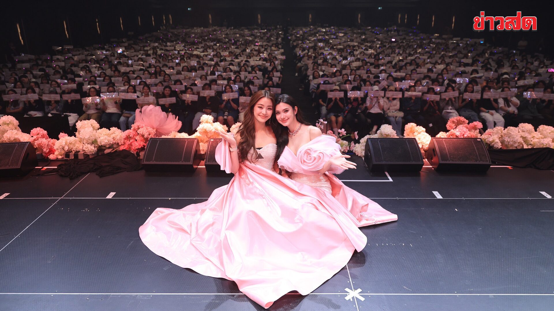 Thanks for the Support! 'Leena-Mew' Take Fans into Wonderland for an Unforgettable Experience