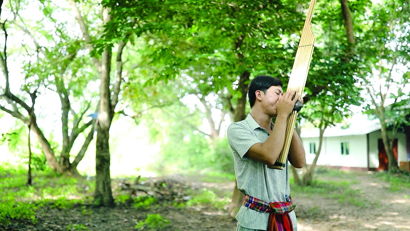 สดจากเยาวชน - แว่วเสียงแคน ครูรุ่ง สุริยา
