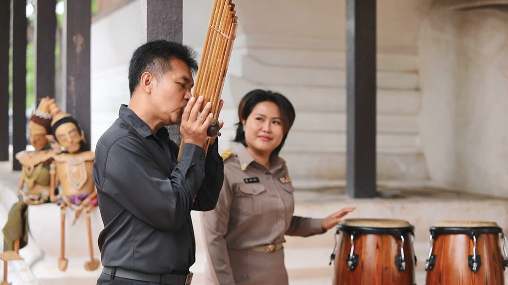 สดจากเยาวชน