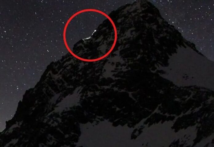 ยอดเขา Grossglockner ซึ่งเป็นภูเขาที่สูงที่สุดของออสเตรีย