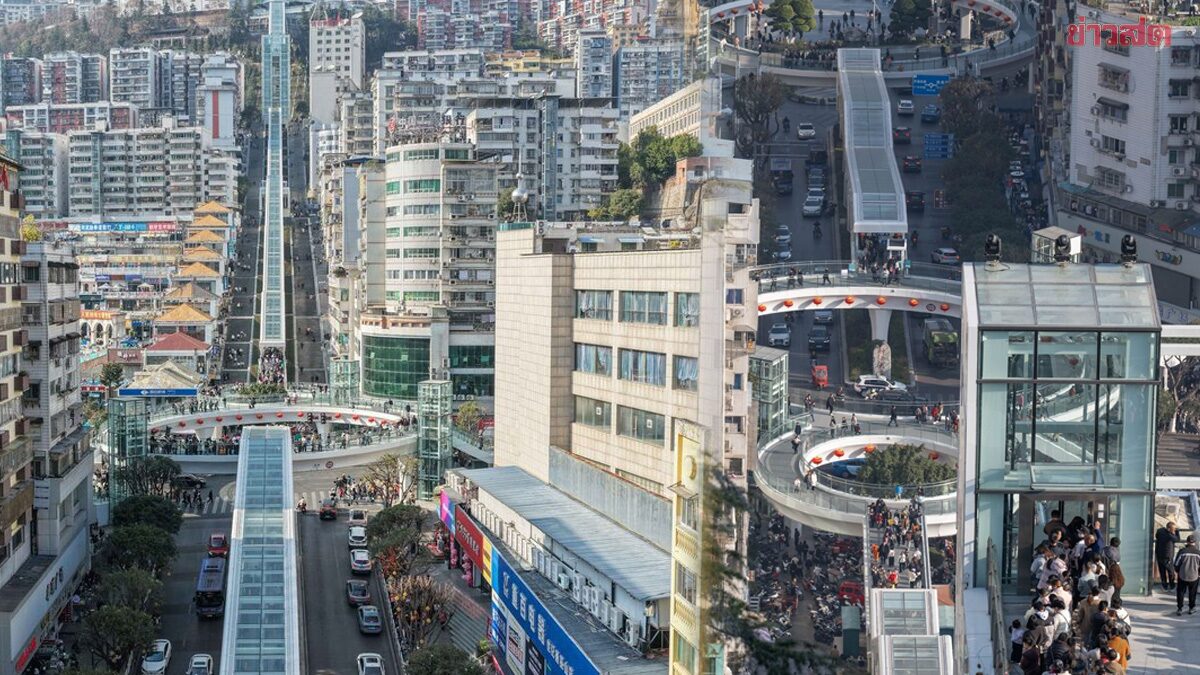 Spectacular! Chongqing Launches 905-Meter Escalator Equivalent to 80-Story Building for Chinese New Year