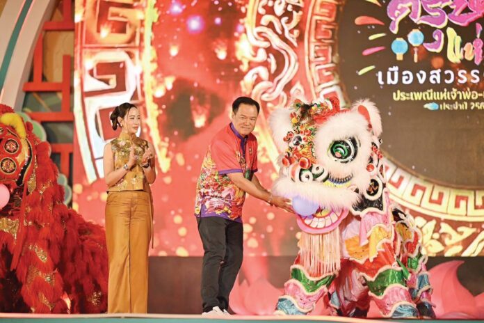 สดจากหน้าพระ