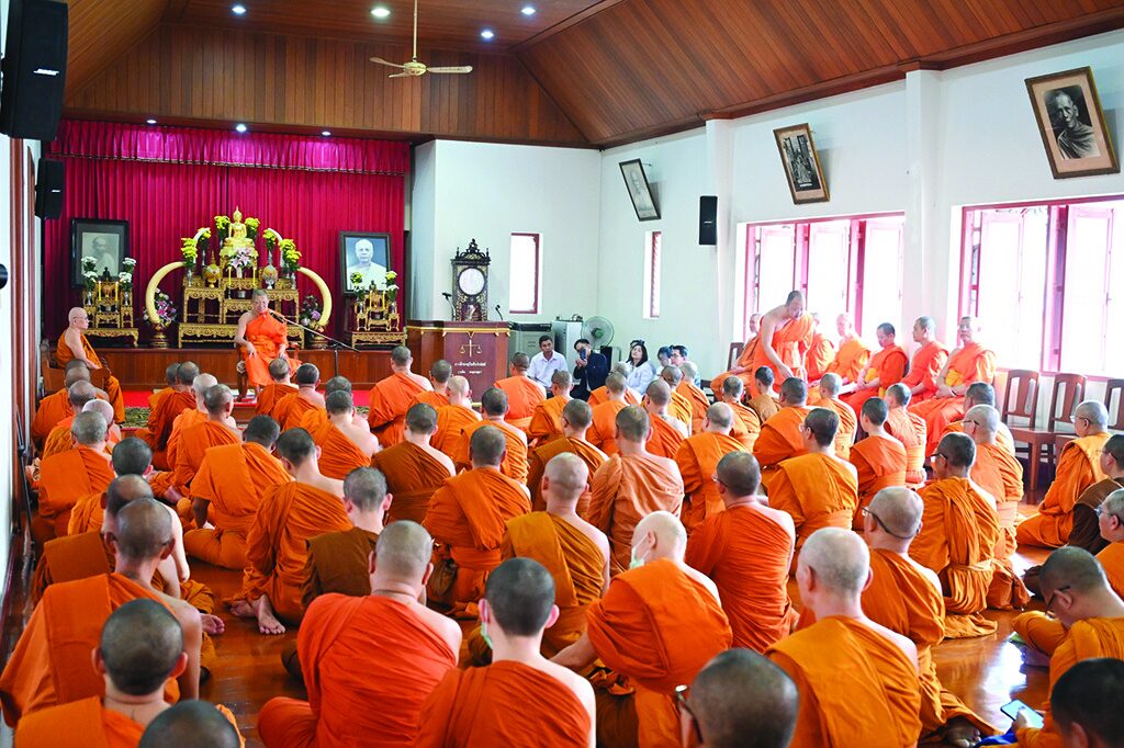 ข่าวสดพระเครื่อง - โอวาทแม่กองบาลีสนามหลวง เตือนทุจริต-เสื่อมเสียคณะสงฆ์