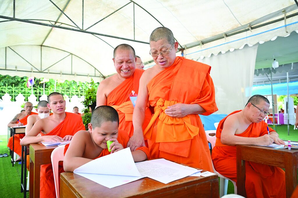 ข่าวสดพระเครื่อง - โอวาทแม่กองบาลีสนามหลวง เตือนทุจริต-เสื่อมเสียคณะสงฆ์
