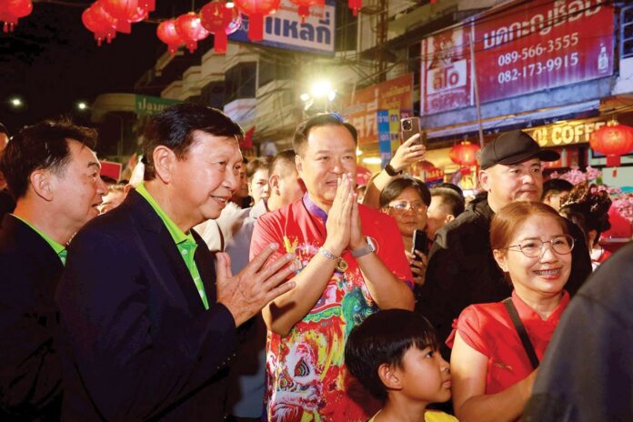 สดจากหน้าพระ
