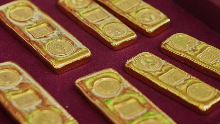 Gold Prices Surge 3%, Climbing Above $4,800