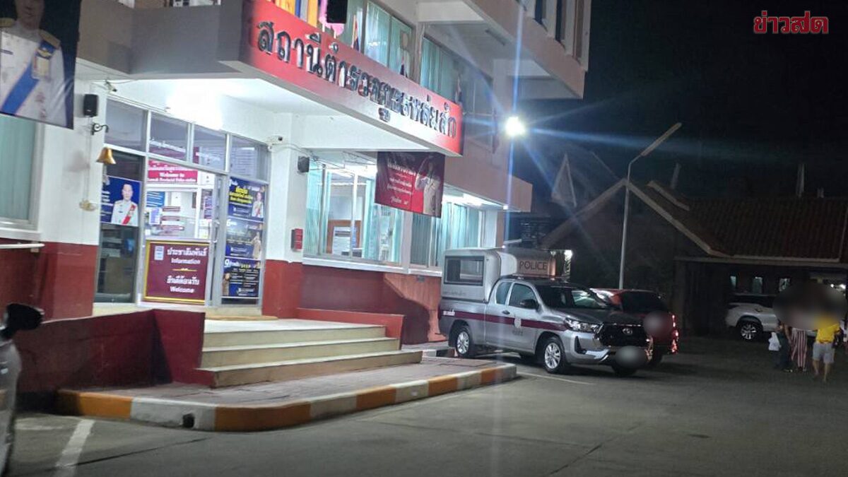 Police Arrest Two Women with Nearly 100,000 Baht in Cash