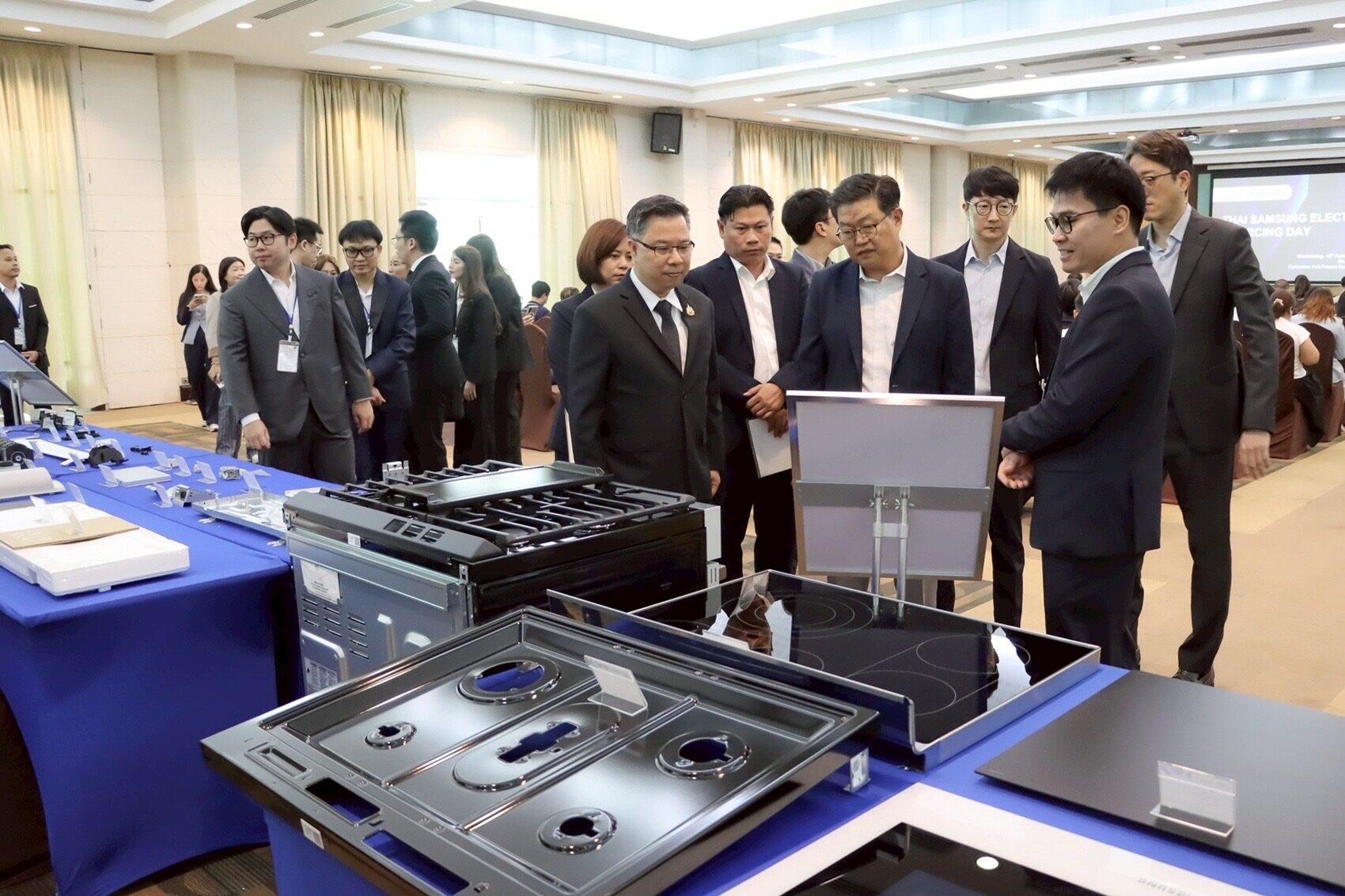 BOI Joins Forces with Samsung to Accelerate Local Component Usage, Continuing Investment Over 30 Billion Baht