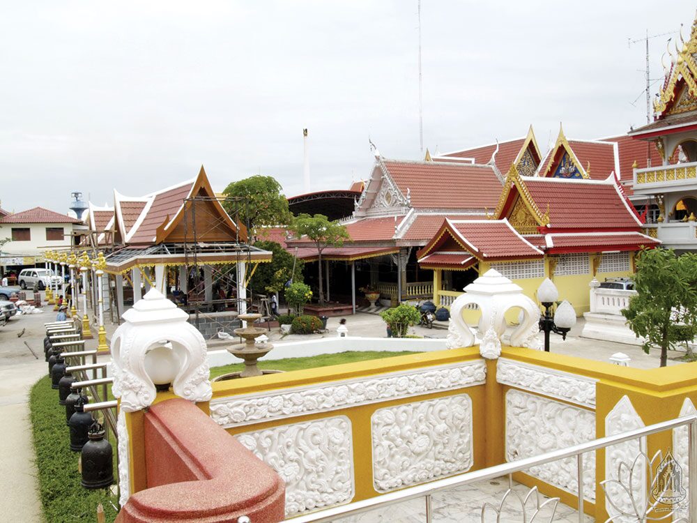 ข่าวสดพระเครื่อง - เหรียญหลวงพ่อเพี้ยน วัดเกริ่นกฐิน จ.ลพบุรี
