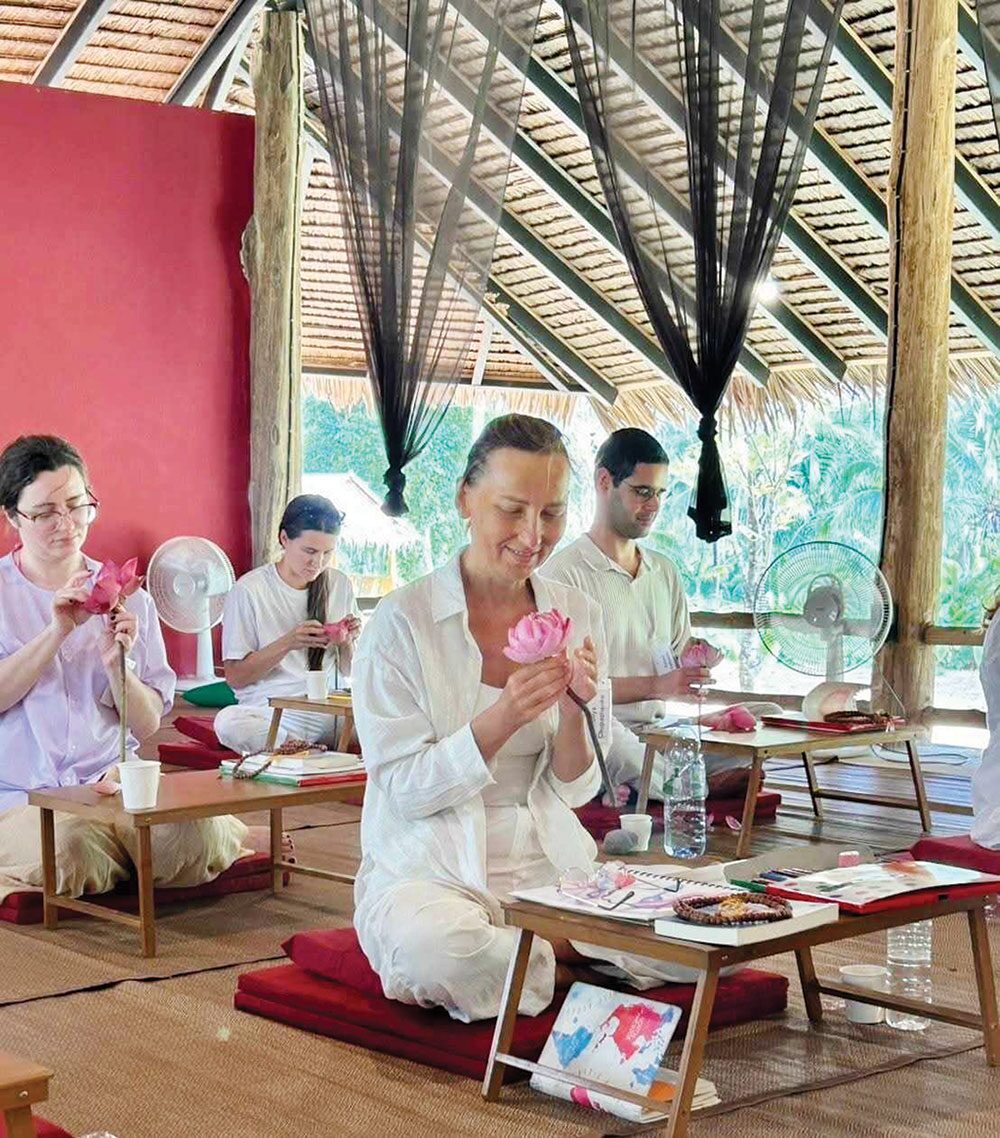 สดจากหน้าพระ - ศน.-พศ.-ททท.-มูลนิธิโนอิ้งบุดด้า ชูพลังสมาธิ-เชื่อมพลังเมตตาสู่โลก