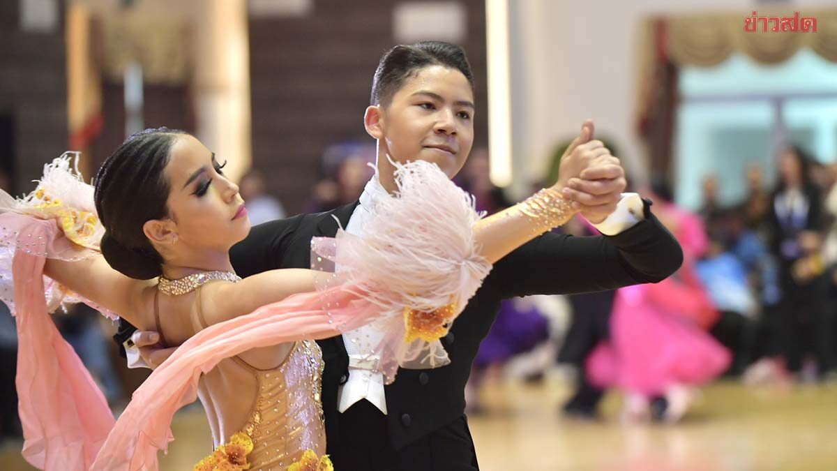 Chulita and Chayaphon Win Gold in Dance Competition at Student Games