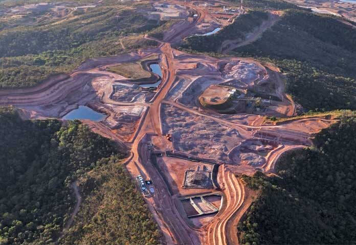 ภาพถ่ายเมื่อวันจันทร์ที่ 28 กรกฎาคม 2025 แสดงให้เห็นเหมืองแร่ที่ดำเนินการโดยบริษัท Serra Verde Mining ในเมืองมินาคู รัฐโกยาส ประเทศบราซิล ซึ่งผลิตธาตุหายาก ได้แก่ นีโอไดเมียม พราซีโอไดเมียม เทอร์เบียม และไดสโปรเซียม ซึ่งเป็นสิ่งจำเป็นสำหรับการผลิตแม่เหล็กถาวร