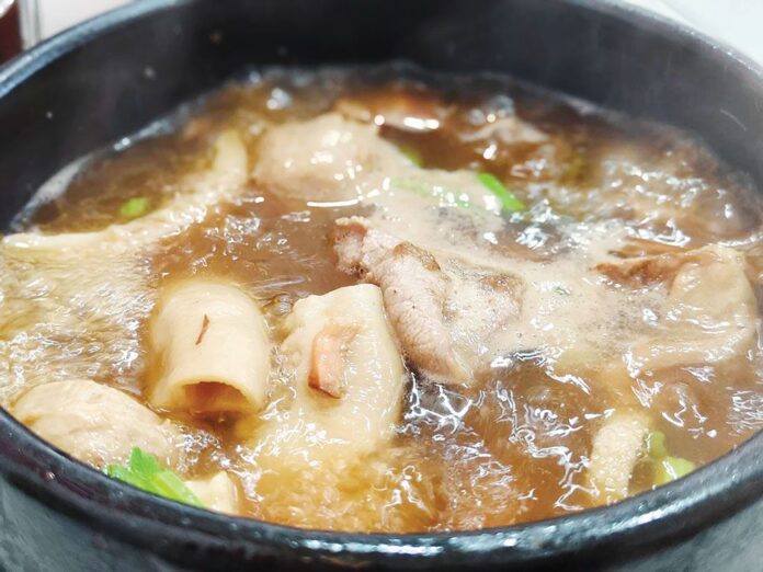 หลากหลายอิ่มอร่อย