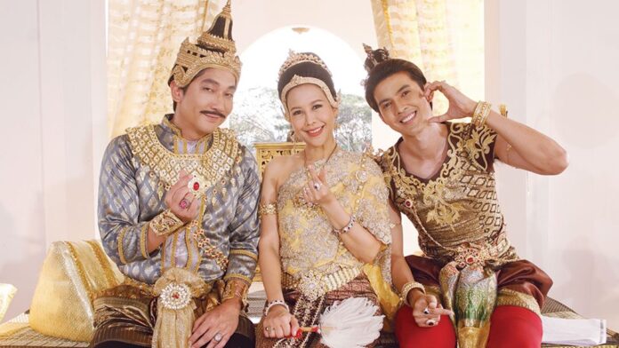 สกู๊ปบันเทิง - ‘ม่อน-กุ๊กกิ๊ก’พิสูจน์รักแท้ ละครพื้นบ้าน‘แก้วหน้าม้า’2569