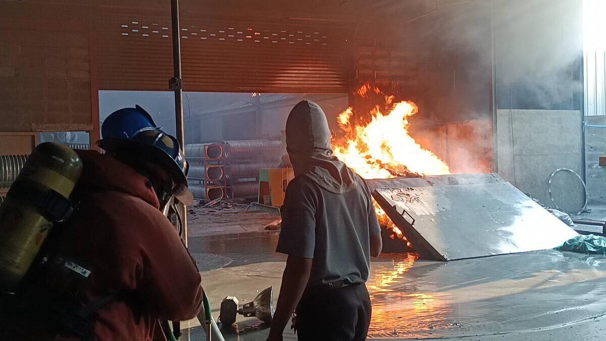 Shocking: Fire at Automotive Rubber Factory Leaves 14 Workers Injured