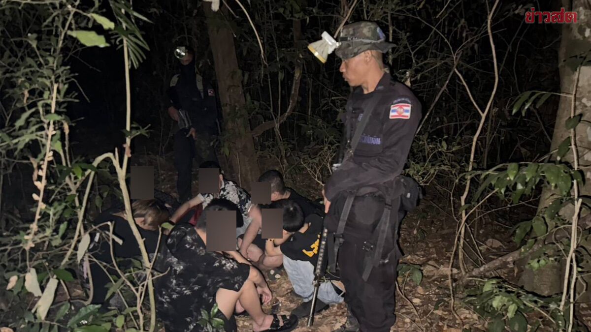 Navy Captures 6 Chinese Nationals Fleeing Cyber Scam Gang from Cambodia