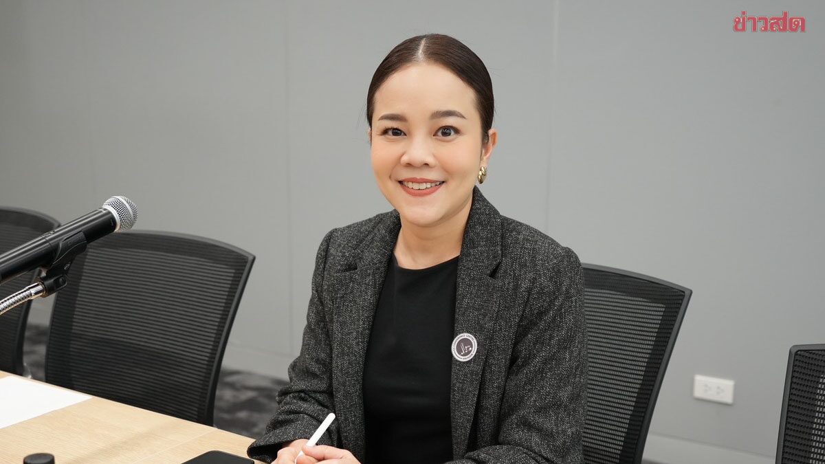 Khatthiya Highlights Pheu Thai Party's Government Collaboration, Aims to Fulfill Policies