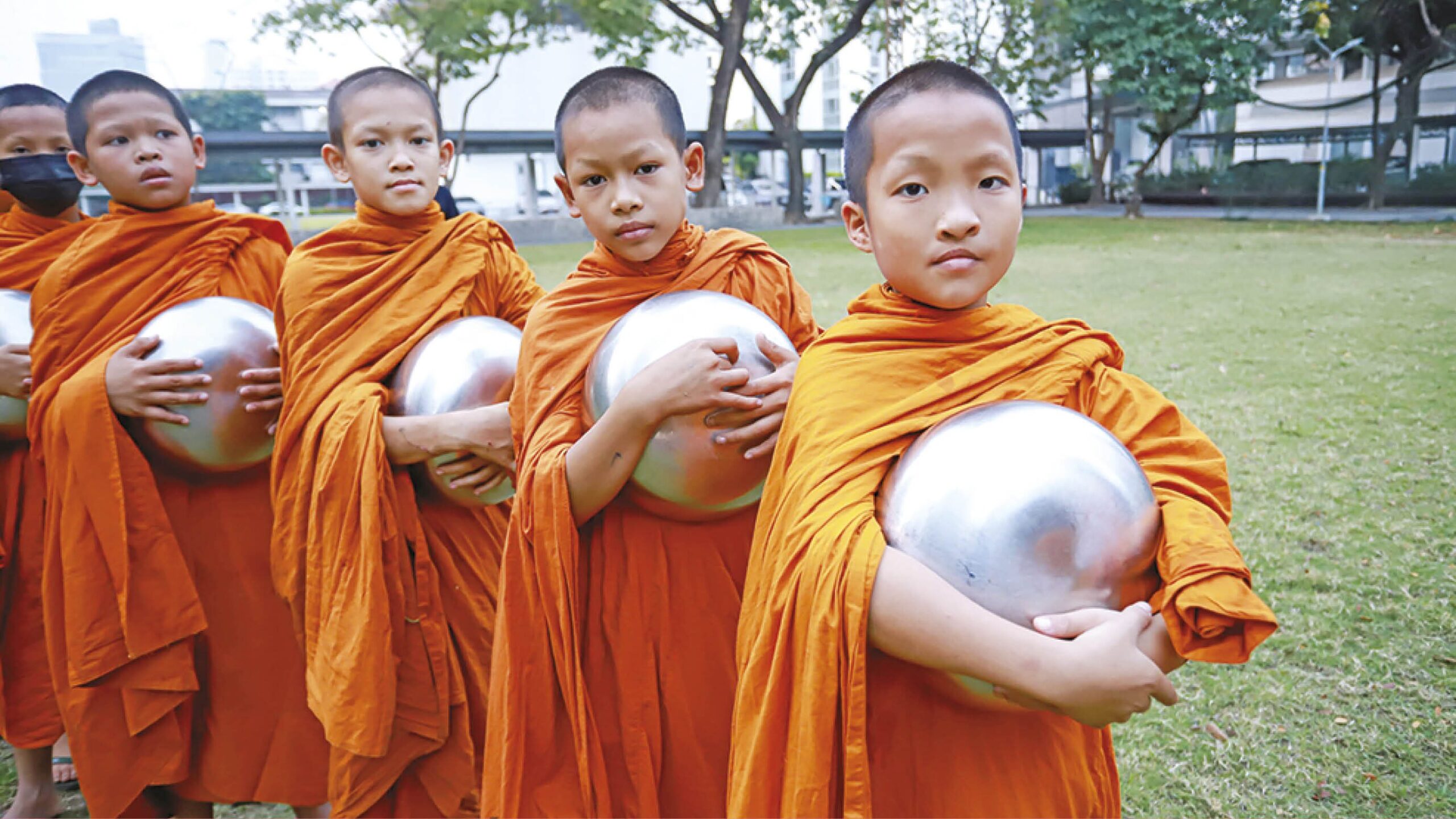 Youth Spotlight - 17th Book Offering: 100 Days for the Royal Grandmother