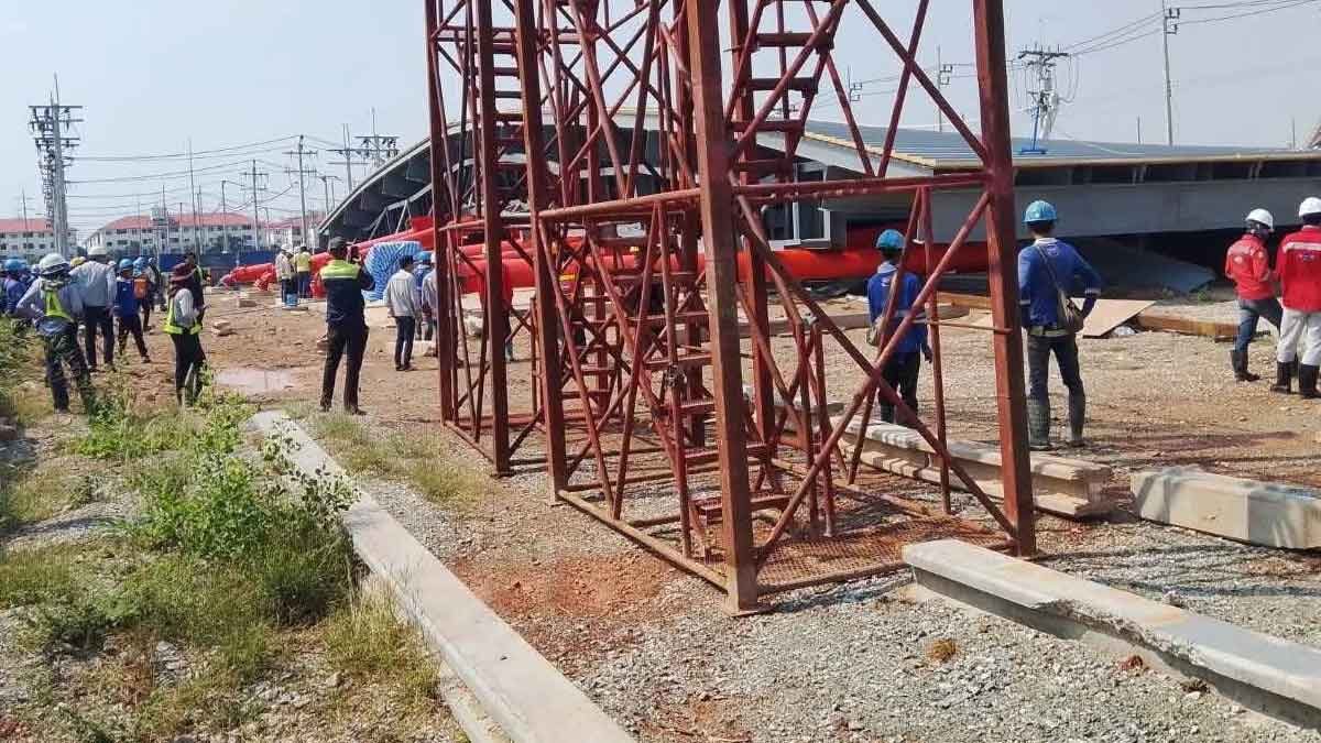 Massive Dome Collapses in Bang Phli, Area Sealed Off after 4 Injured