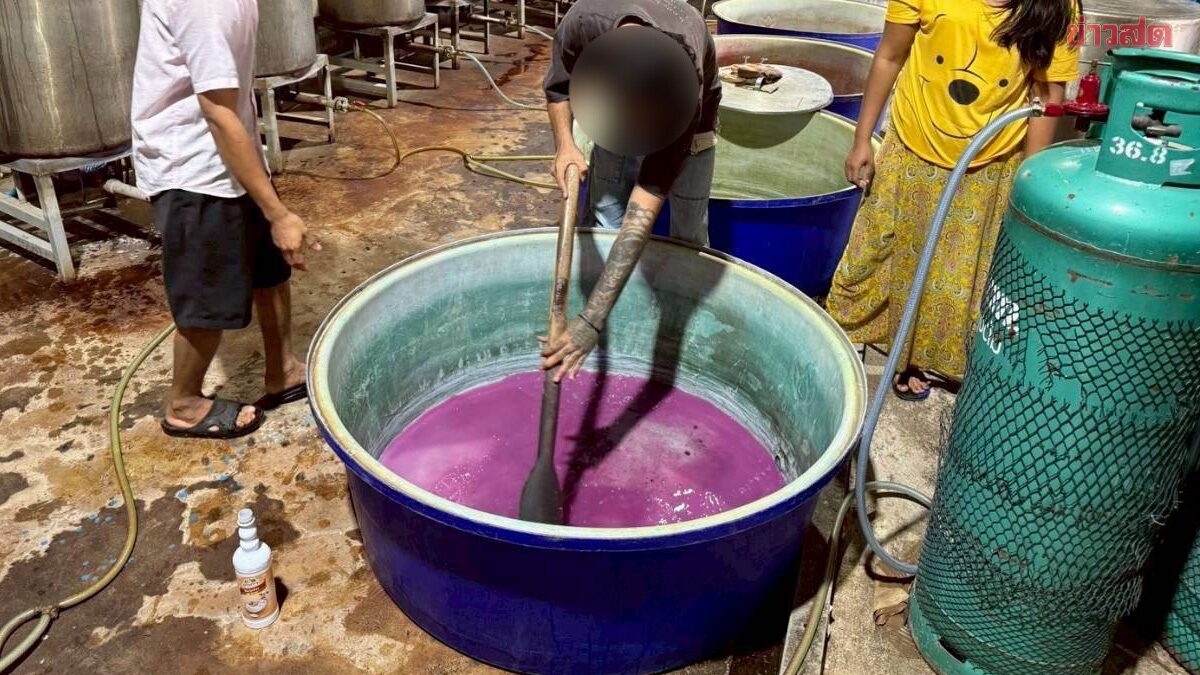 Busting 4 Fake Cough Syrup and Kratom Drink Production Sites, Seizing Over 2.5 Million Baht in Illegal Goods