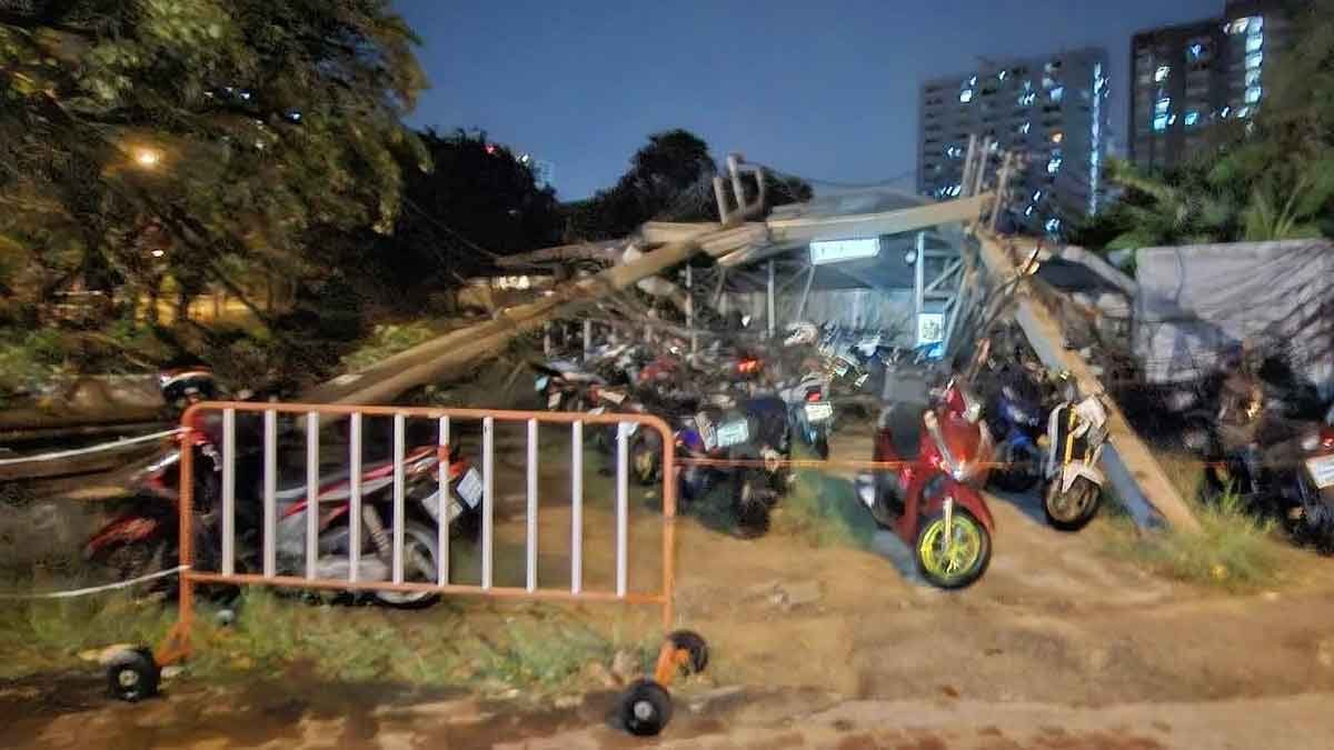 Severe Storm Causes Multiple Electrical Poles to Collapse at Ministry of Public Health