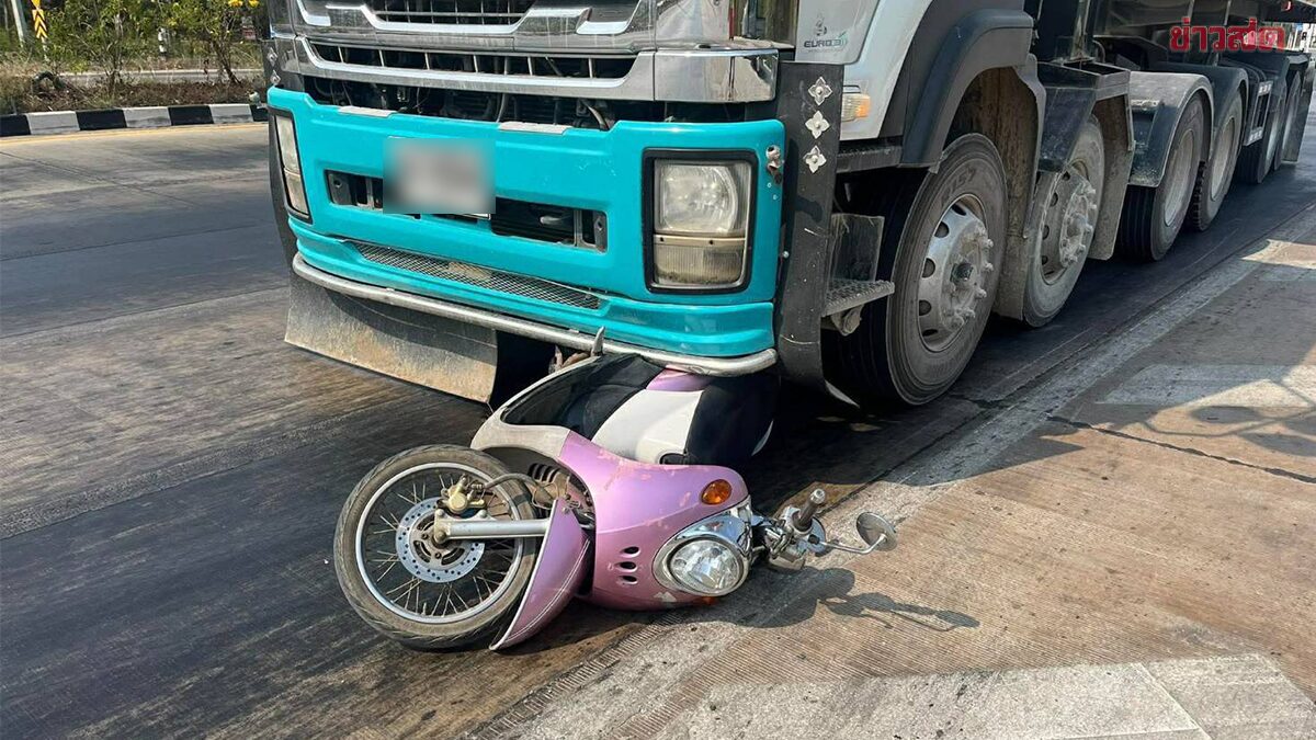 Truck Collides with Motorcycle at Lampang Transport Intersection, One Dead, One Injured