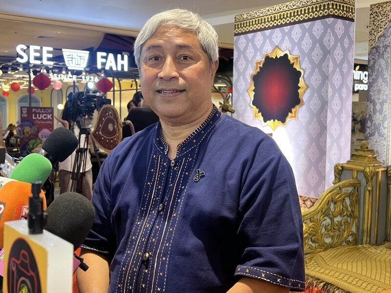 “ลอร์ด สยม” เดินหน้า “สามเศียร” 