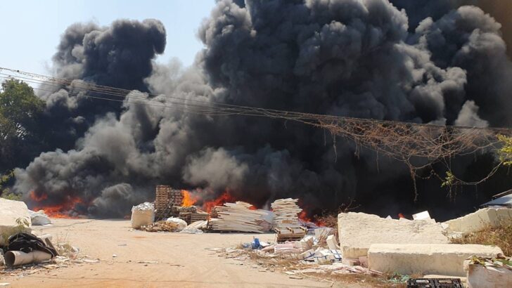 Massive Fire Erupts at Foam Factory, Firefighters Combat Blaze for Over an Hour